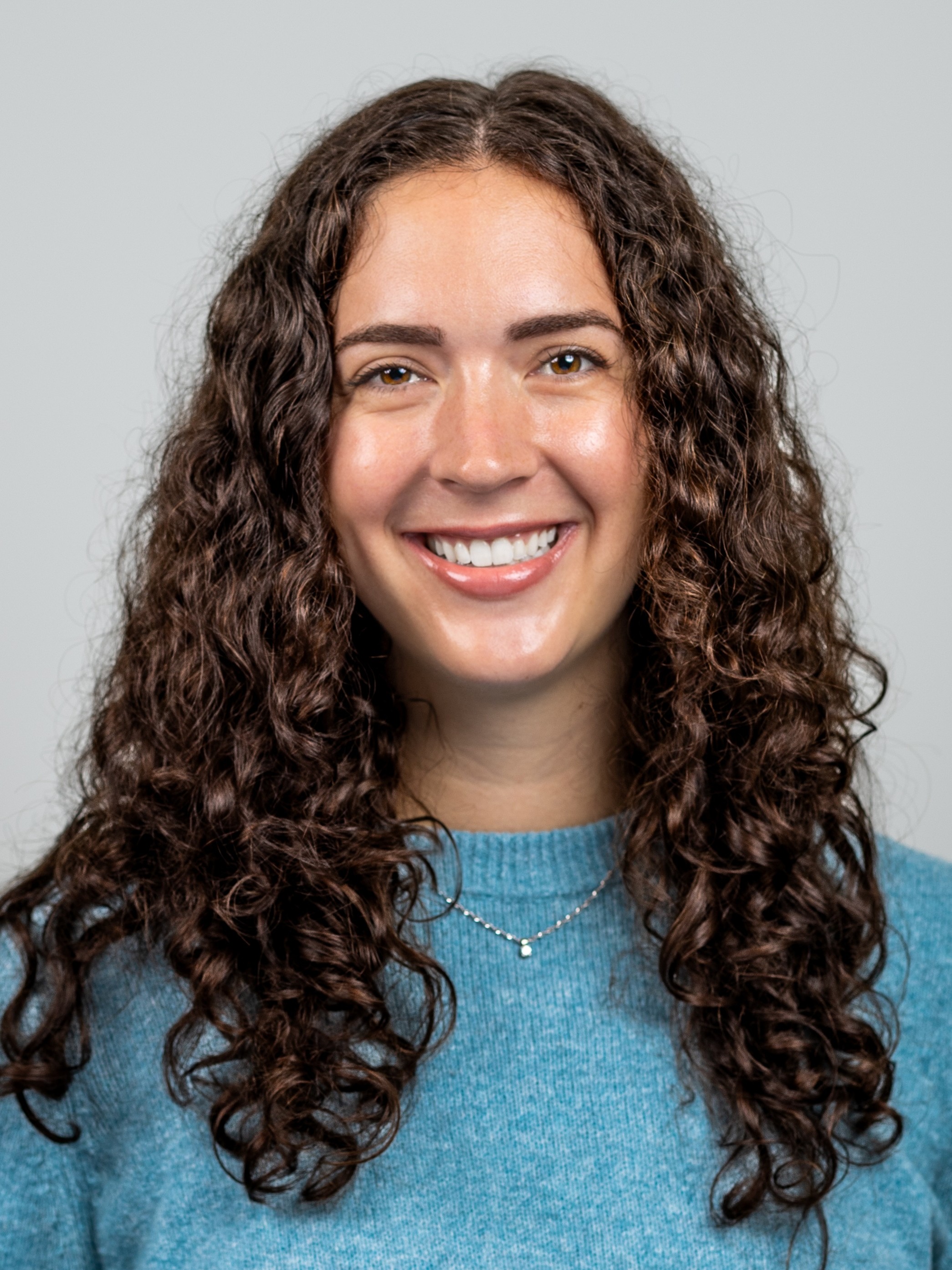 Photo of Olivia Rowe